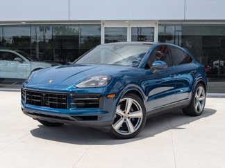 Used 2024 Porsche Cayenne Coupe image 1