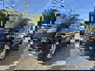 Used 2017 Jeep Cherokee Limited image 1