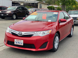 Used 2012 Toyota Camry LE image 1
