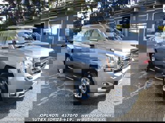 Used 2019 GMC Yukon XL SLT image 1