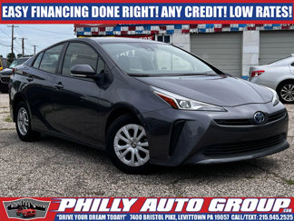 Used 2021 Toyota Prius XLE image 1