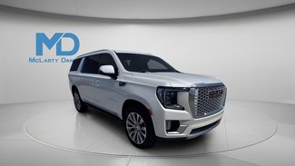 Used 2024 GMC Yukon XL Denali image 1