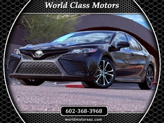 Used 2018 Toyota Camry SE image 1