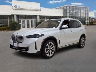 Used 2024 BMW X5 xDrive40i w/ Premium Package image 1