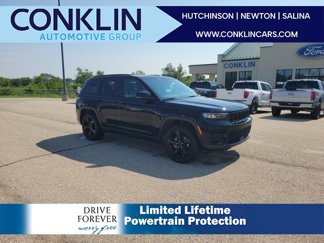 Used 2024 Jeep Grand Cherokee Altitude image 1