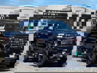 New 2025 GMC Canyon Denali w/ LPO, Denali Black Edition image 1