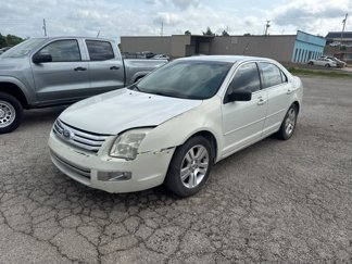 Used 2009 Ford Fusion SEL image 1
