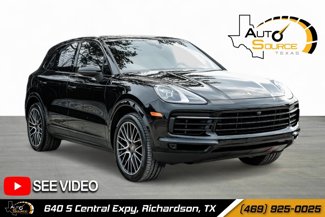 Used 2020 Porsche Cayenne image 1