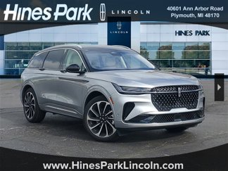 Certified 2024 Lincoln Nautilus Black Label image 1