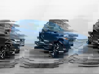 Certified 2024 Volvo XC90 B6 Plus image 1
