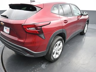 Used 2024 Chevrolet Trax LS w/ LS Convenience Package image 1