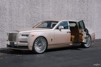 Used 2019 Rolls-Royce Phantom Sedan image 1