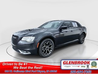 Used 2015 Chrysler 300 S image 1