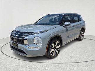 New 2025 Mitsubishi Outlander SEL image 1