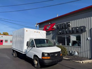 Used 2005 Chevrolet Express 3500 image 1