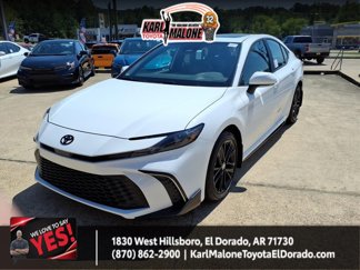 New 2025 Toyota Camry SE image 1