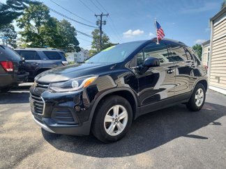 Used 2017 Chevrolet Trax LT w/ Sun & Sound Package image 1