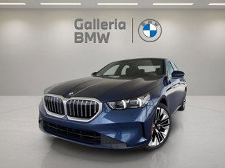 Certified 2025 BMW 530i w/ Premium Package image 1