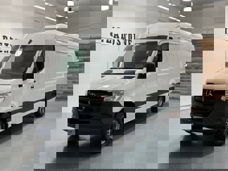 Used 2021 Mercedes-Benz Sprinter 2500 image 1
