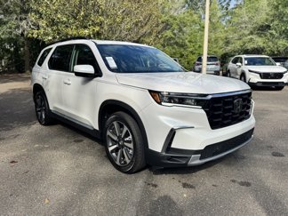 New 2025 Honda Pilot Touring image 1