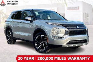 New 2025 Mitsubishi Outlander SE image 1