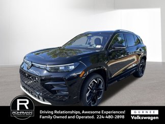 New 2025 Volkswagen Tiguan SEL R-Line image 1