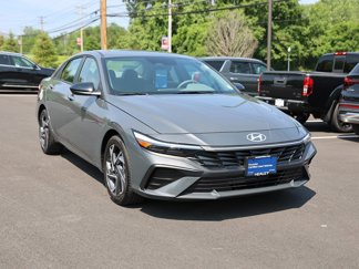 Certified 2025 Hyundai Elantra Sport image 1