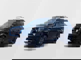 New 2025 Nissan Pathfinder SL image 1