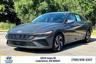 Certified 2025 Hyundai Elantra SEL image 1