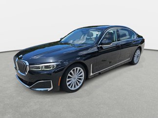 Certified 2022 BMW 740i w/ Premium Package image 1