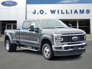 New 2025 Ford F350 Lariat image 1