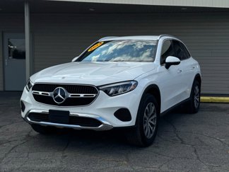 Used 2024 Mercedes-Benz GLC 300 4MATIC image 1