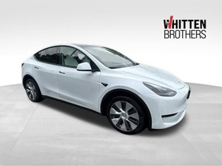 Used 2024 Tesla Model Y Long Range image 1