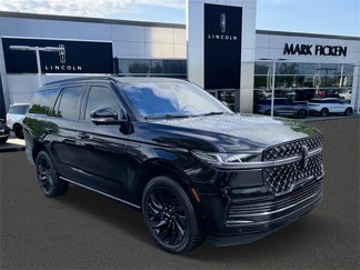 New 2025 Lincoln Navigator Reserve image 1
