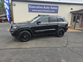 Used 2020 Jeep Grand Cherokee Laredo image 1