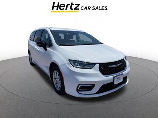 Used 2024 Chrysler Pacifica Touring-L image 1