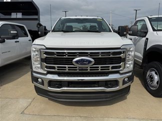New 2025 Ford F550 4x4 Regular Cab Super Duty image 1