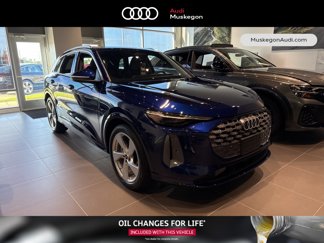 New 2025 Audi Q5 Prestige image 1