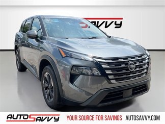Used 2025 Nissan Rogue SV image 1