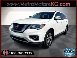 Used 2017 Nissan Pathfinder SL w/ SL Tech Package image 1