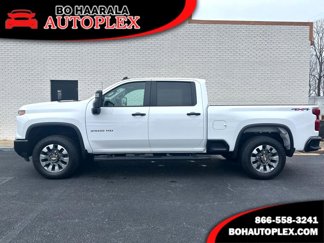 Used 2024 Chevrolet Silverado 2500 Custom w/ Custom Value Package image 1