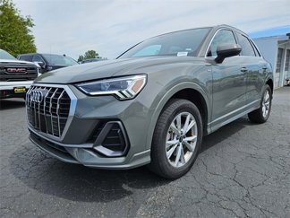 Used 2024 Audi Q3 2.0T Premium image 1