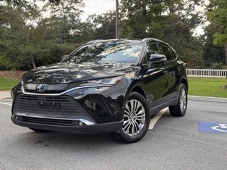 Used 2023 Toyota Venza XLE image 1