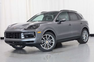 Used 2024 Porsche Cayenne image 1