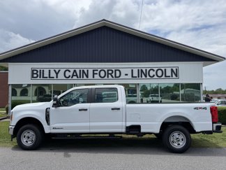 New 2025 Ford F250 XL image 1
