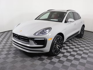 Used 2025 Porsche Macan image 1