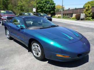 Used 1995 Pontiac Firebird Coupe image 1