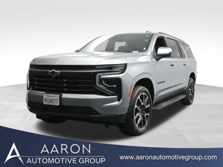 Used 2025 Chevrolet Suburban RST image 1