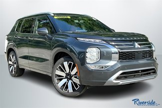 New 2025 Mitsubishi Outlander SEL image 1
