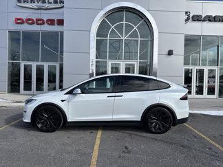 Used 2022 Tesla Model X image 1